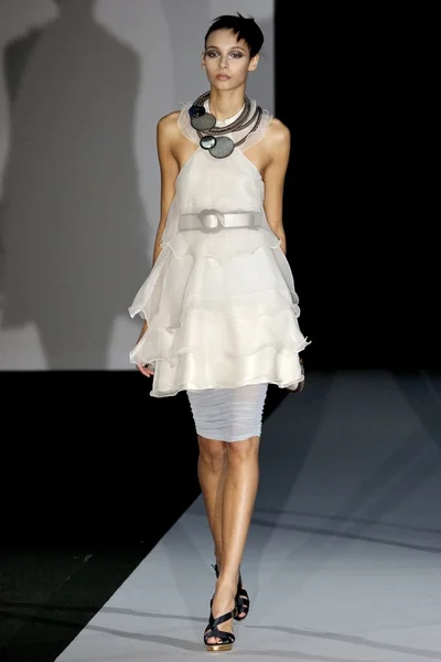 Look 50